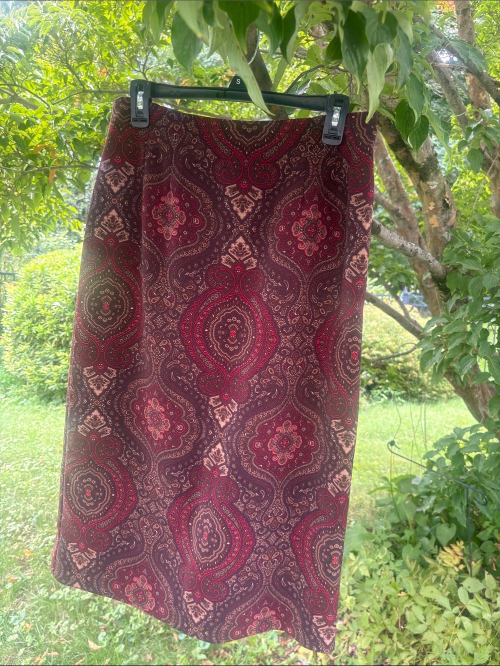 Vintage Briggs New York Burgundy Paisley Midi Skirt with Cream Accents